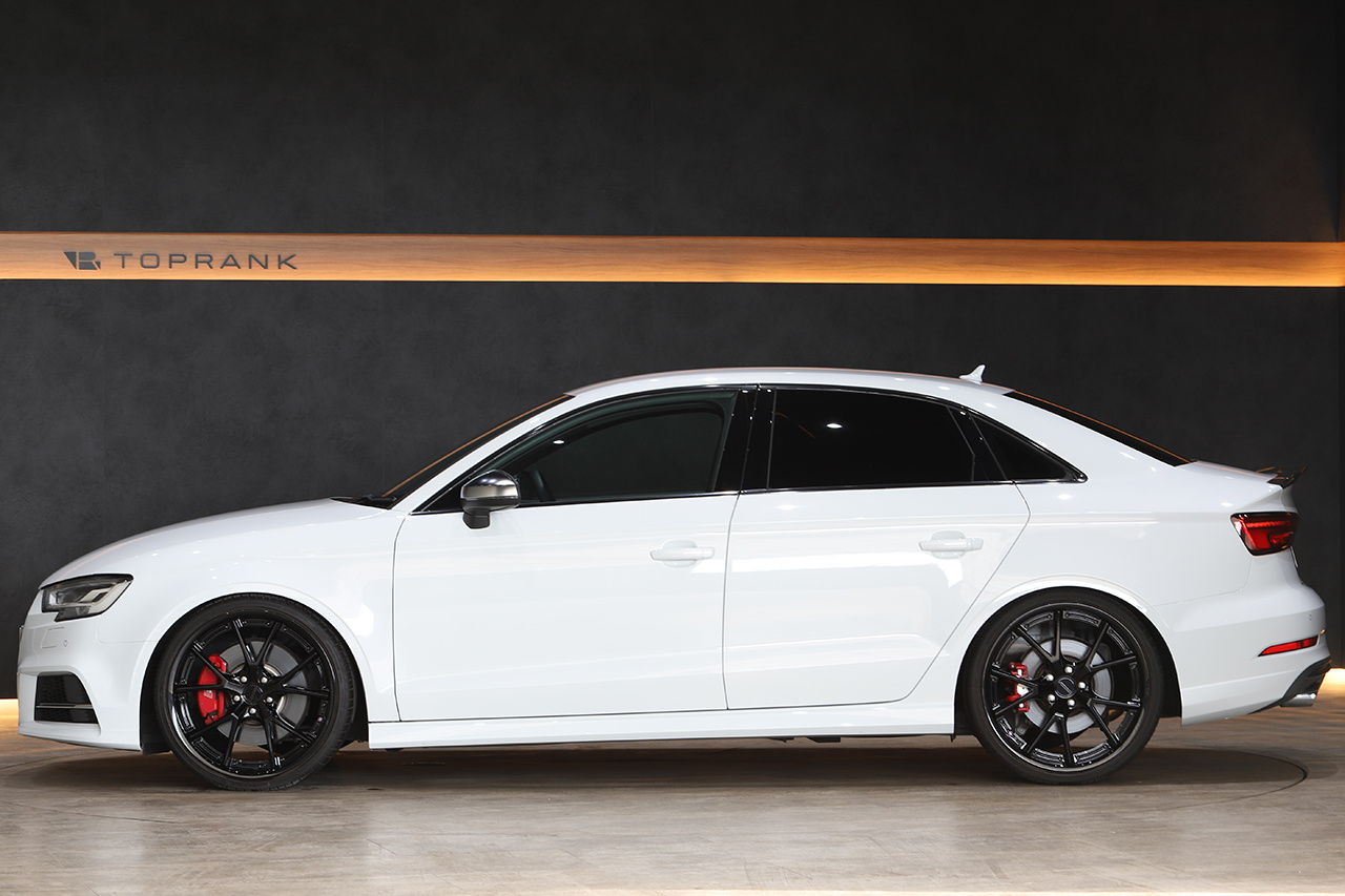 2018 Audi S3 SEDAN null