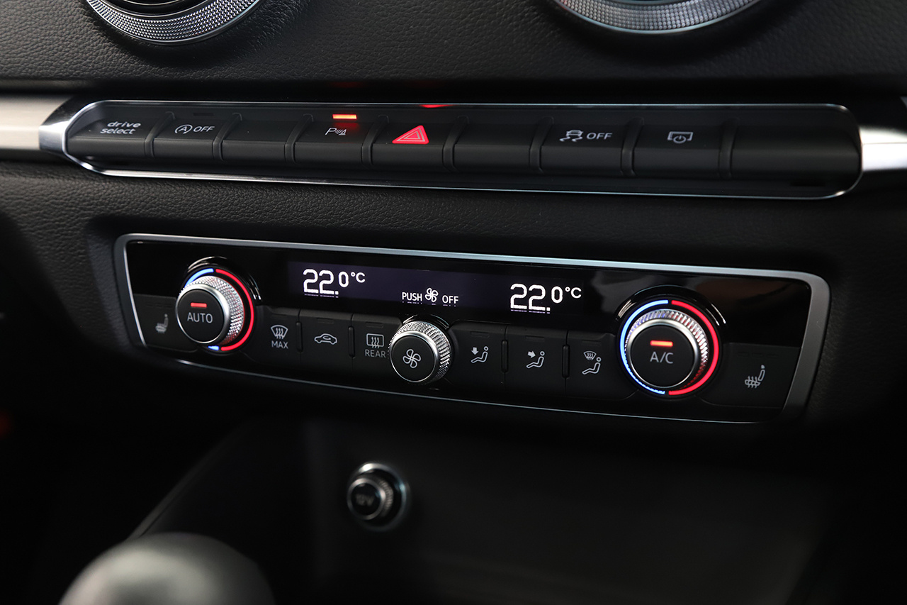 2019 Audi S3 SEDAN null