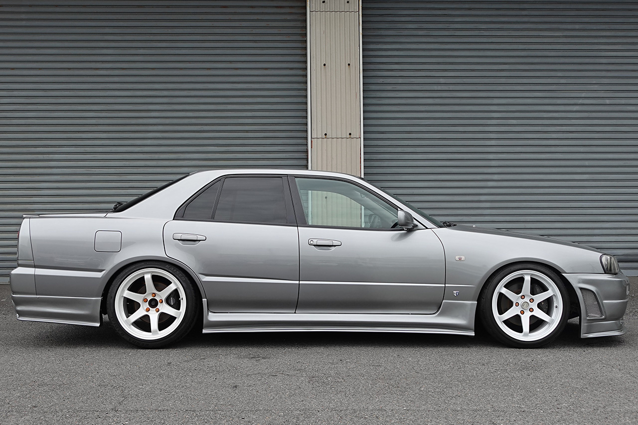 2001 Nissan SKYLINE R34 25GT-T SEDAN WV2 Sparkling Silver