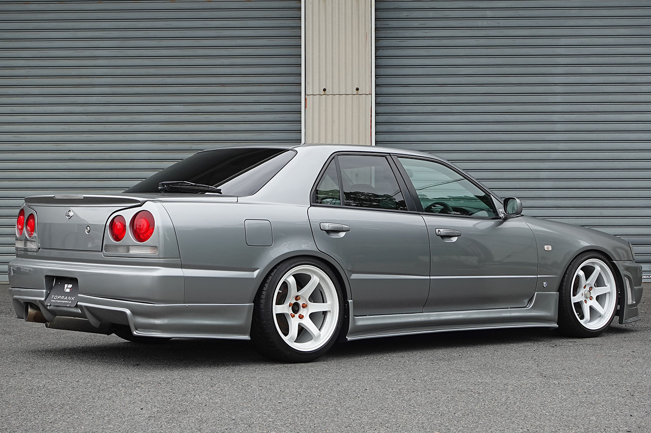 2001 Nissan SKYLINE R34 25GT-T SEDAN WV2 Sparkling Silver