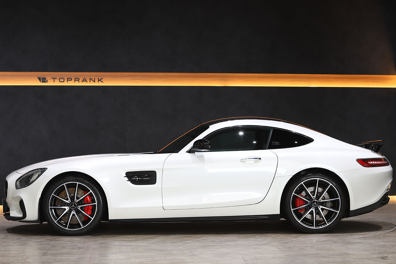 2015 Mercedes-AMG GT 