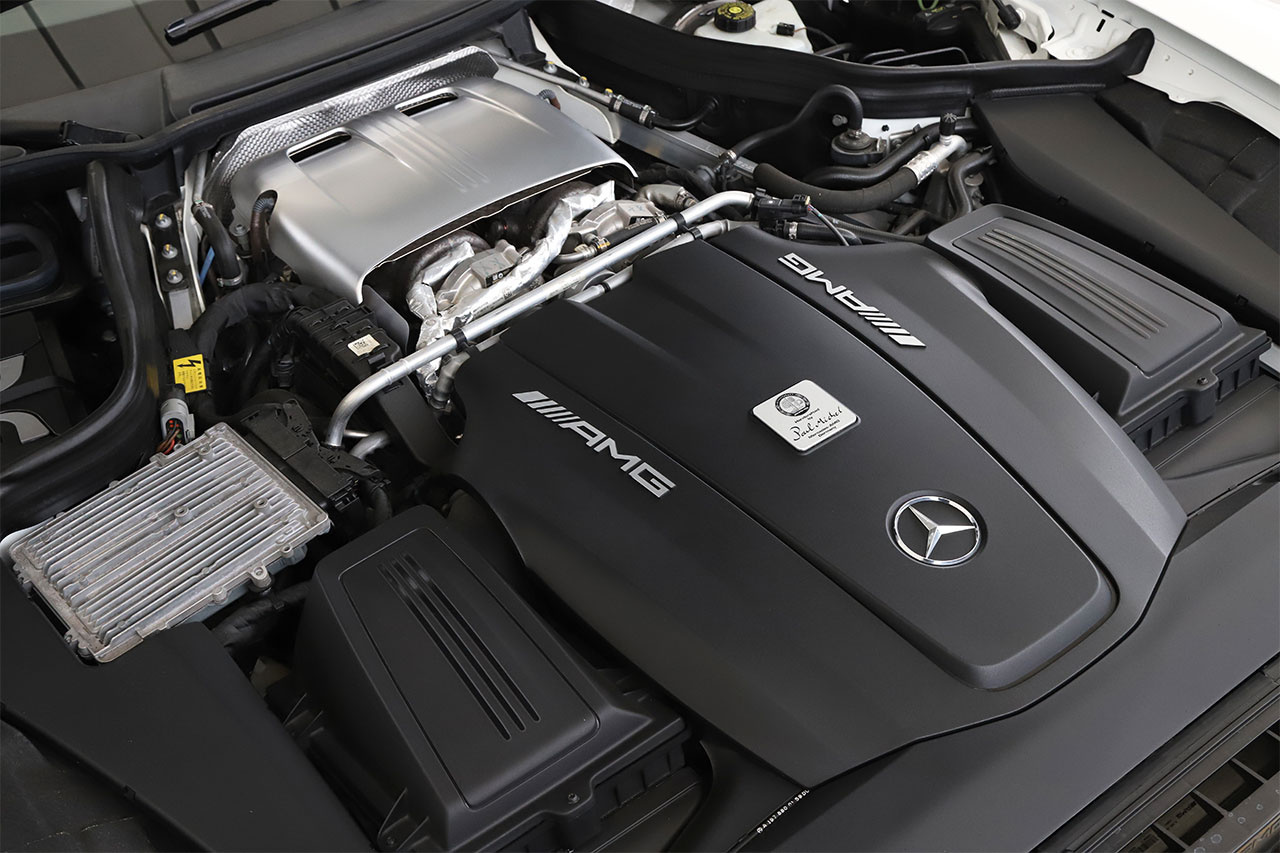 2015 Mercedes-AMG GT 