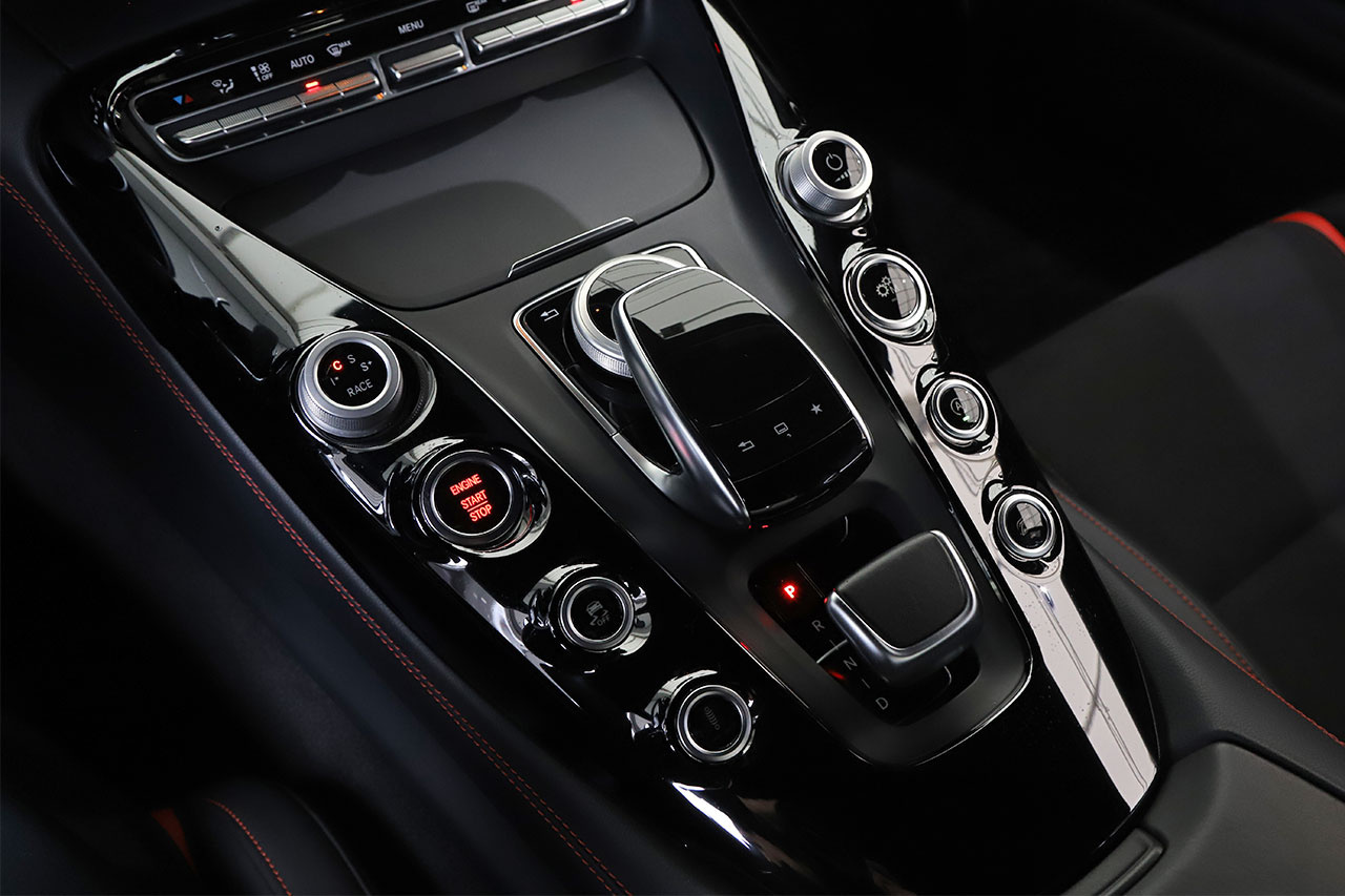 2015 Mercedes-AMG GT 