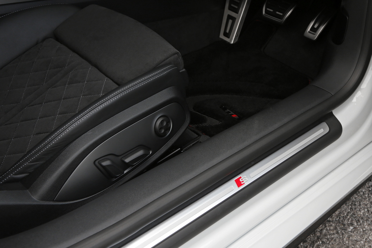 2023 Audi TTS COUPE 