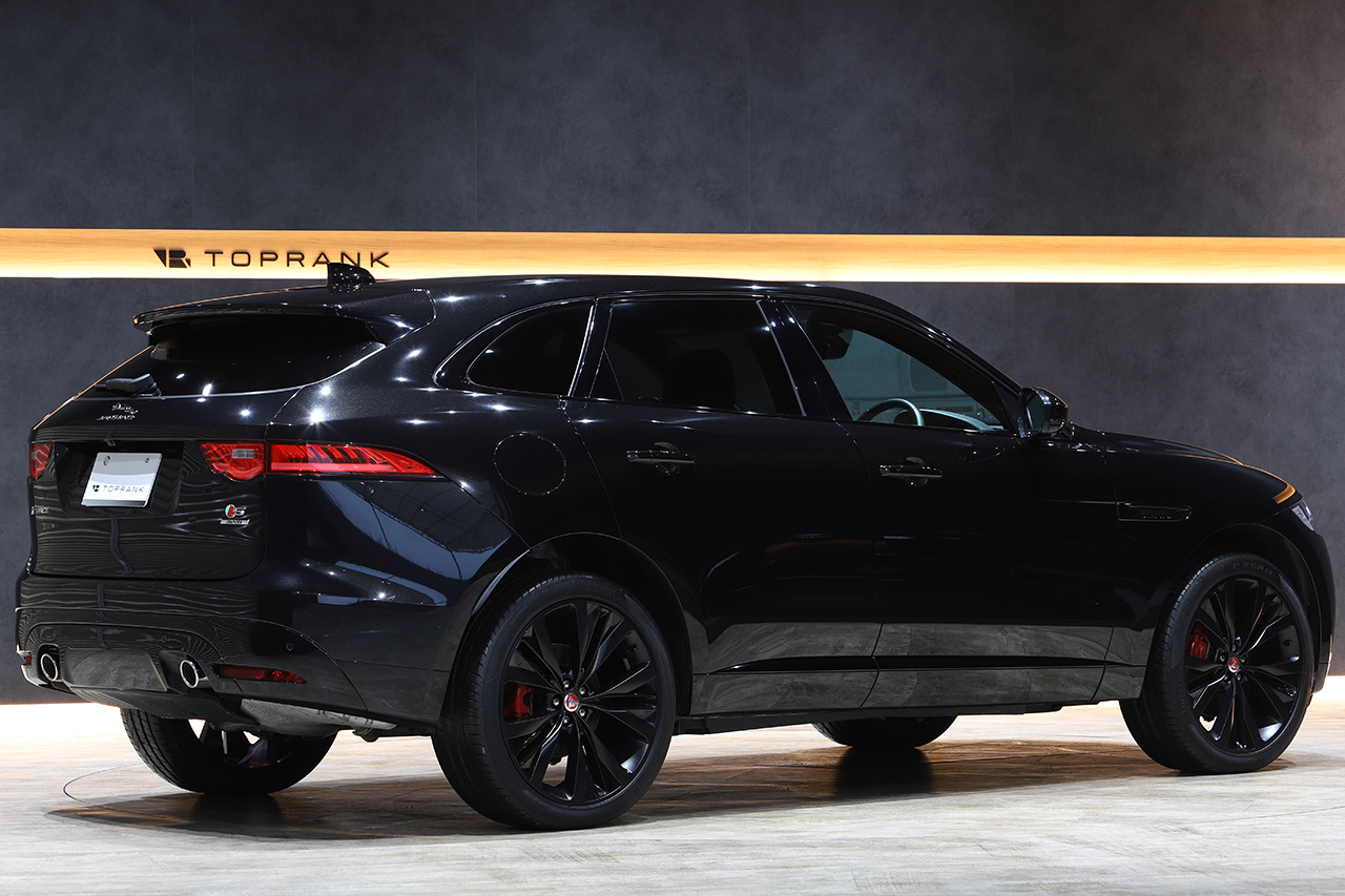 2019 Jaguar F-PACE 