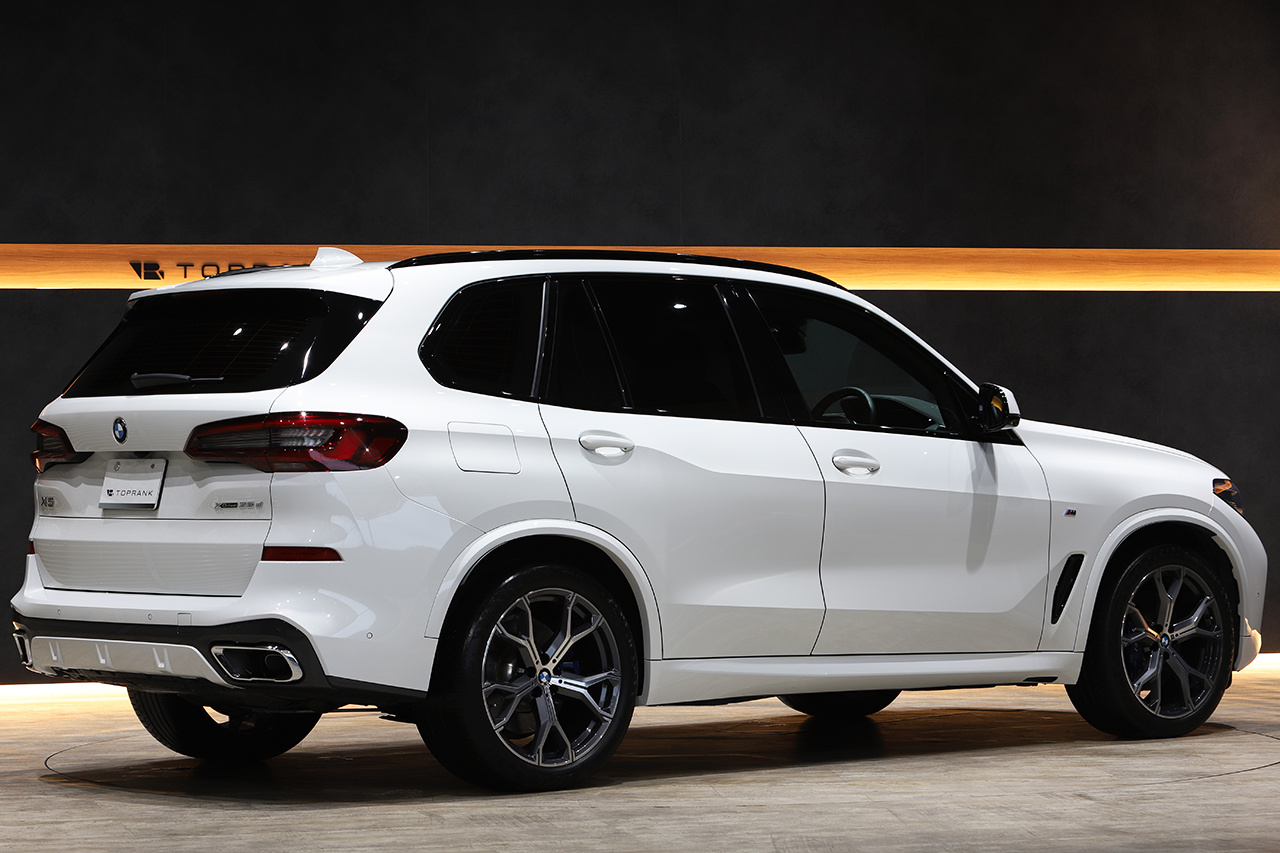 2021 BMW X5 