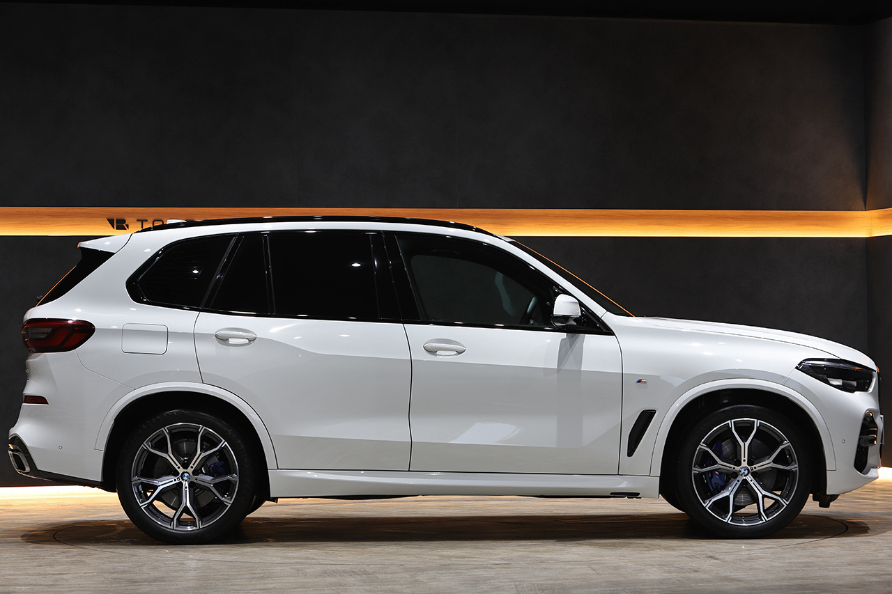 2021 BMW X5 