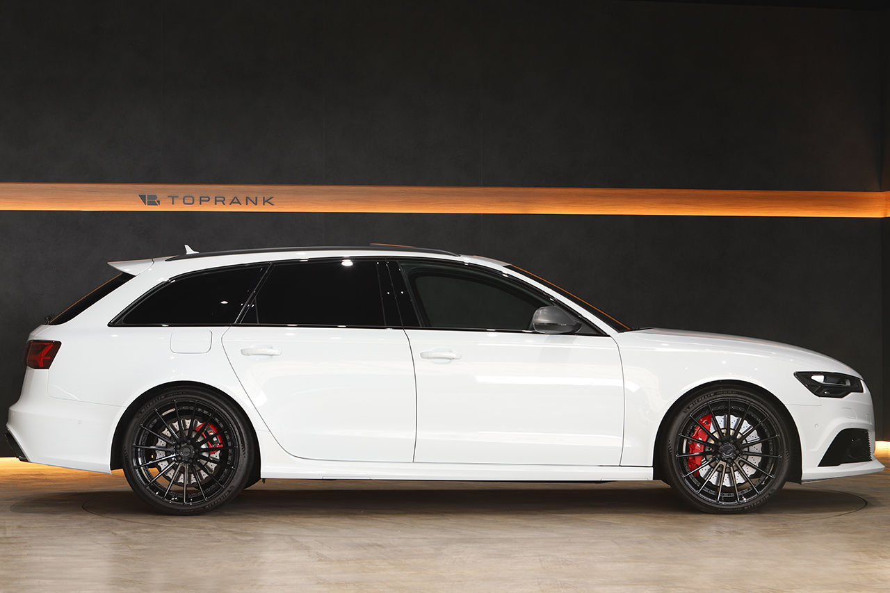 2017 Audi RS6 AVANT 
