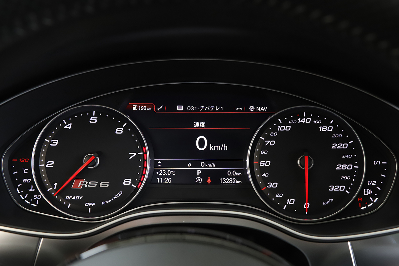 2017 Audi RS6 AVANT 