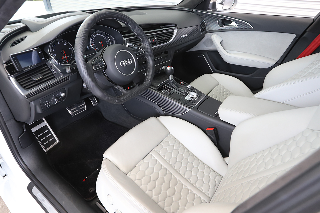 2017 Audi RS6 AVANT 