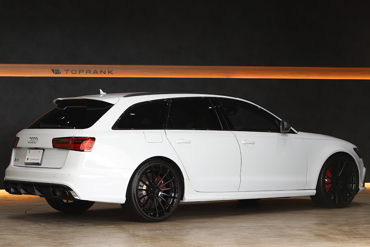 2017 Audi RS6 AVANT 