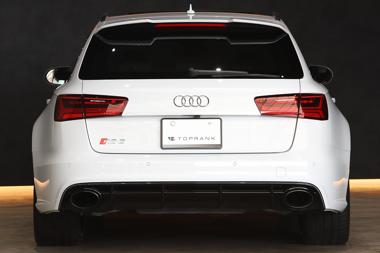 2017 Audi RS6 AVANT 