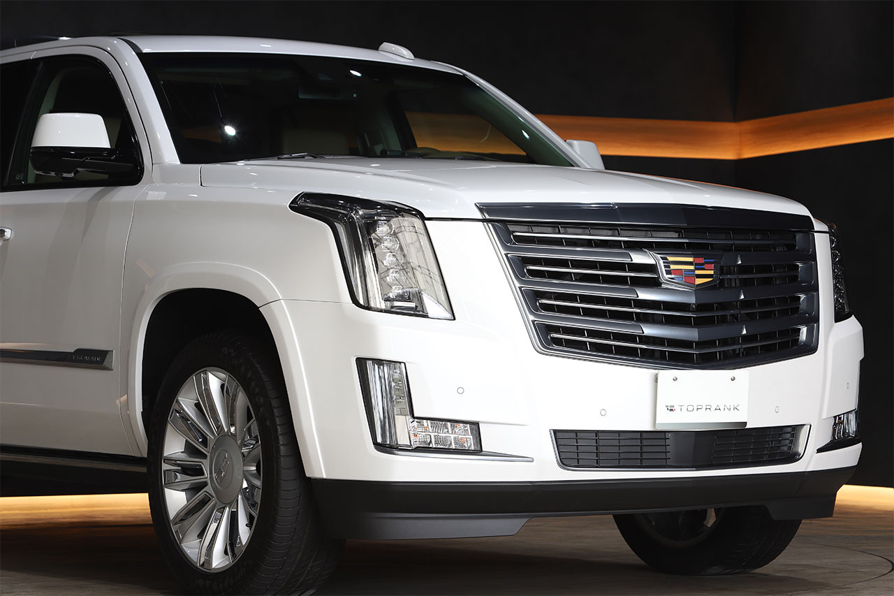 2016 Cadillac ESCALADE 