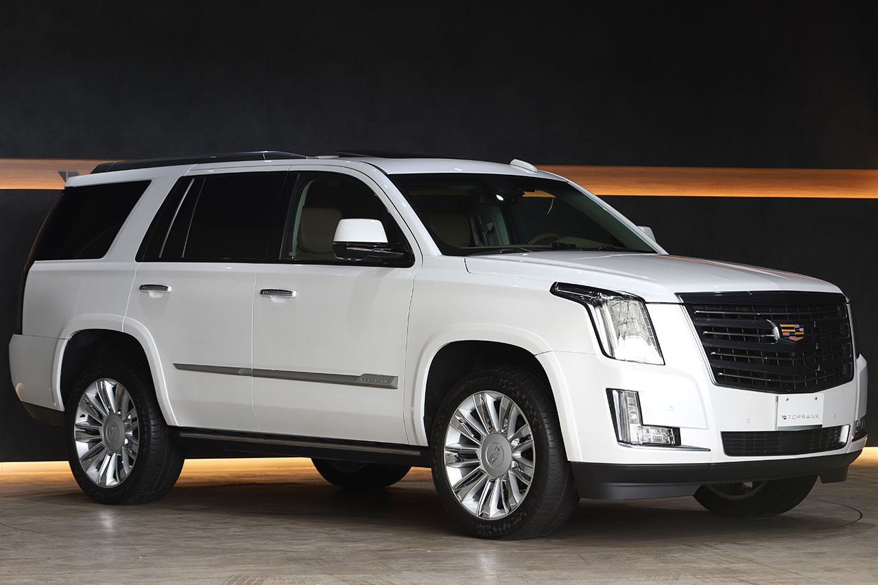 2016 Cadillac ESCALADE 