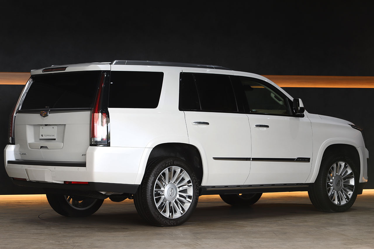 2016 Cadillac ESCALADE 