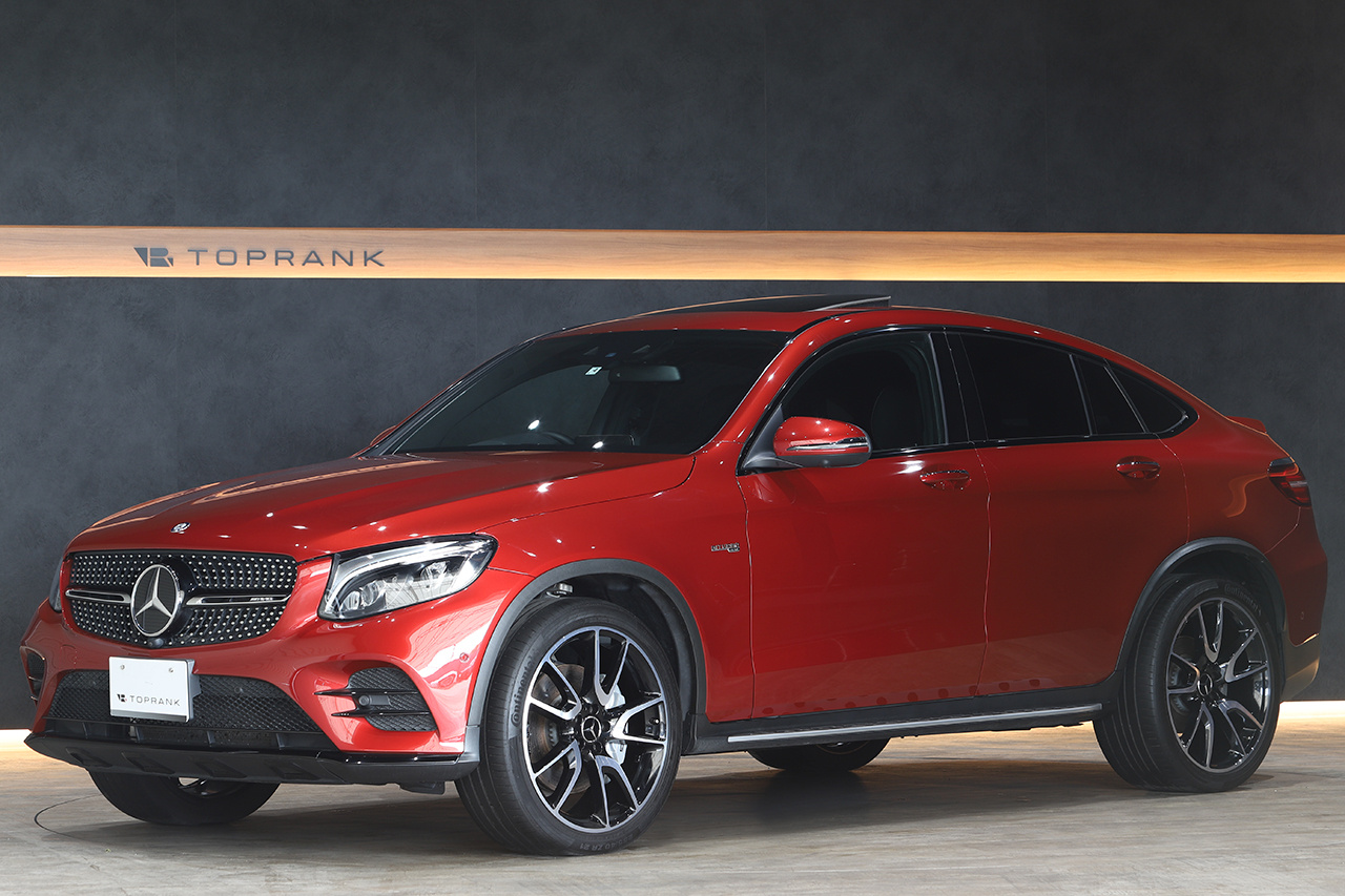 2017 Mercedes-AMG glc-class null