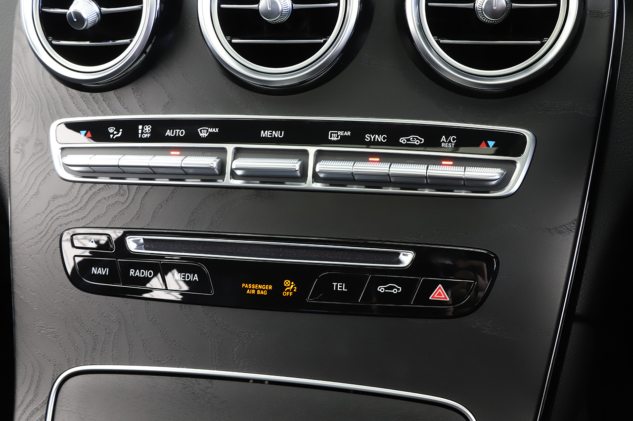 2017 Mercedes-AMG glc-class null