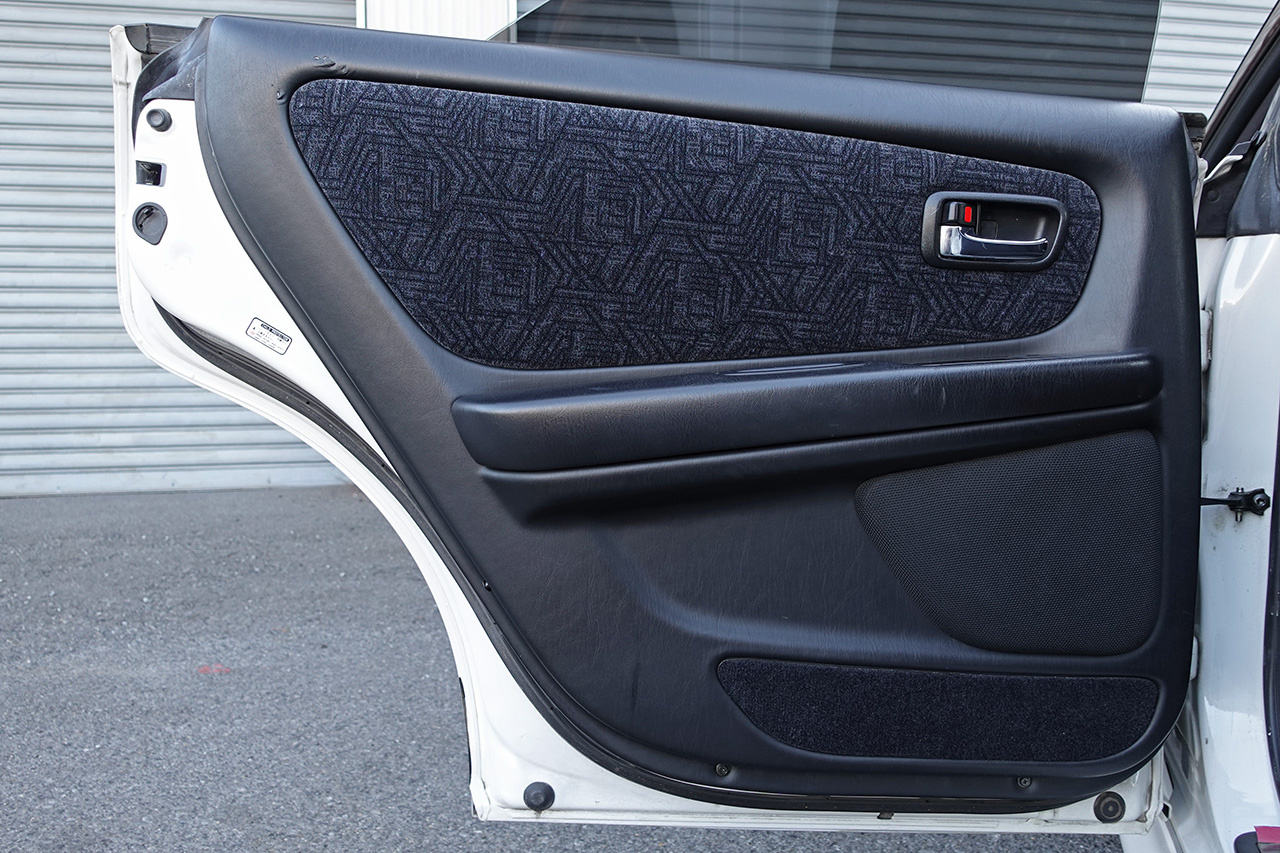 1999 Toyota MARK II SEDAN JZX100 TOURER V, HPI Radiator, 326 Power Wheels