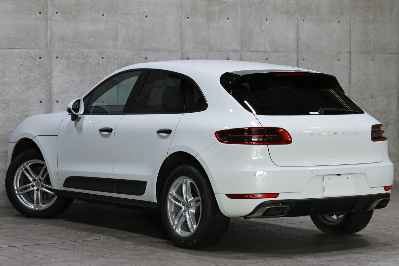 2018 Porsche MACAN null