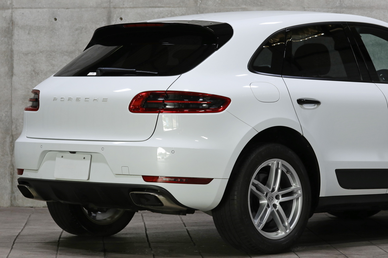 2018 Porsche MACAN null