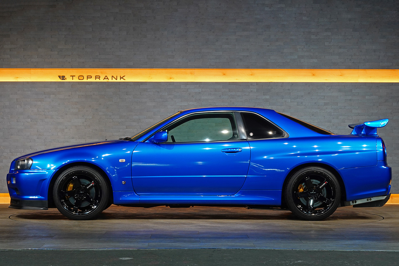 2000 Nissan SKYLINE GT-R BNR34 R34 GT-R, LOW MILEAGE, HKS Upgraded Turbos, NISMO LM-GT4 18 Inch Wheels, APM Rear Wing