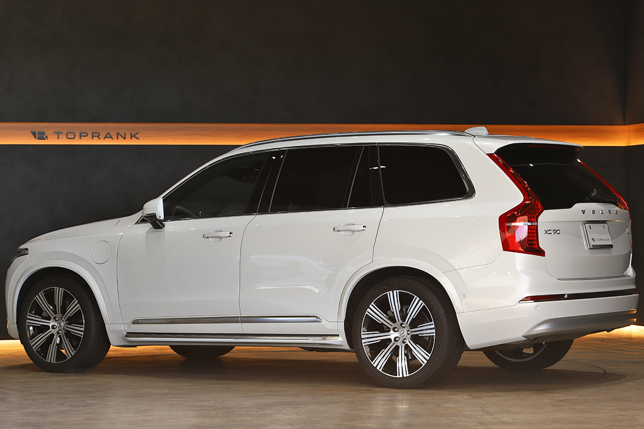 2022 Volvo XC90 null