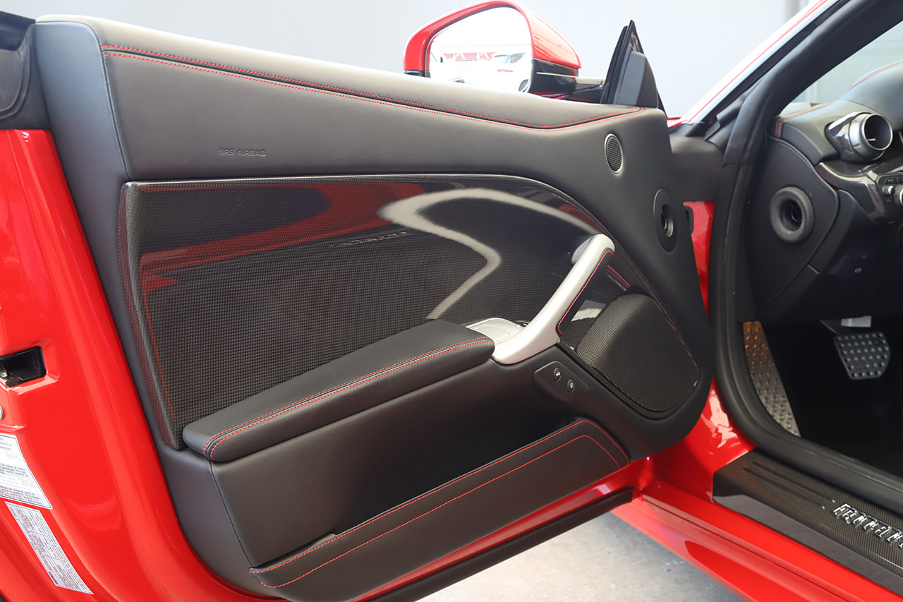 2014 Ferrari F12berlinetta null