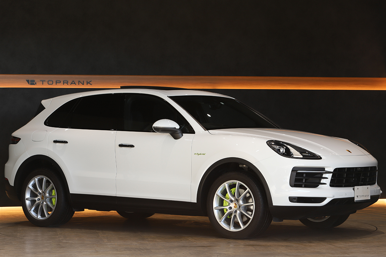 2020 Porsche CAYENNE 