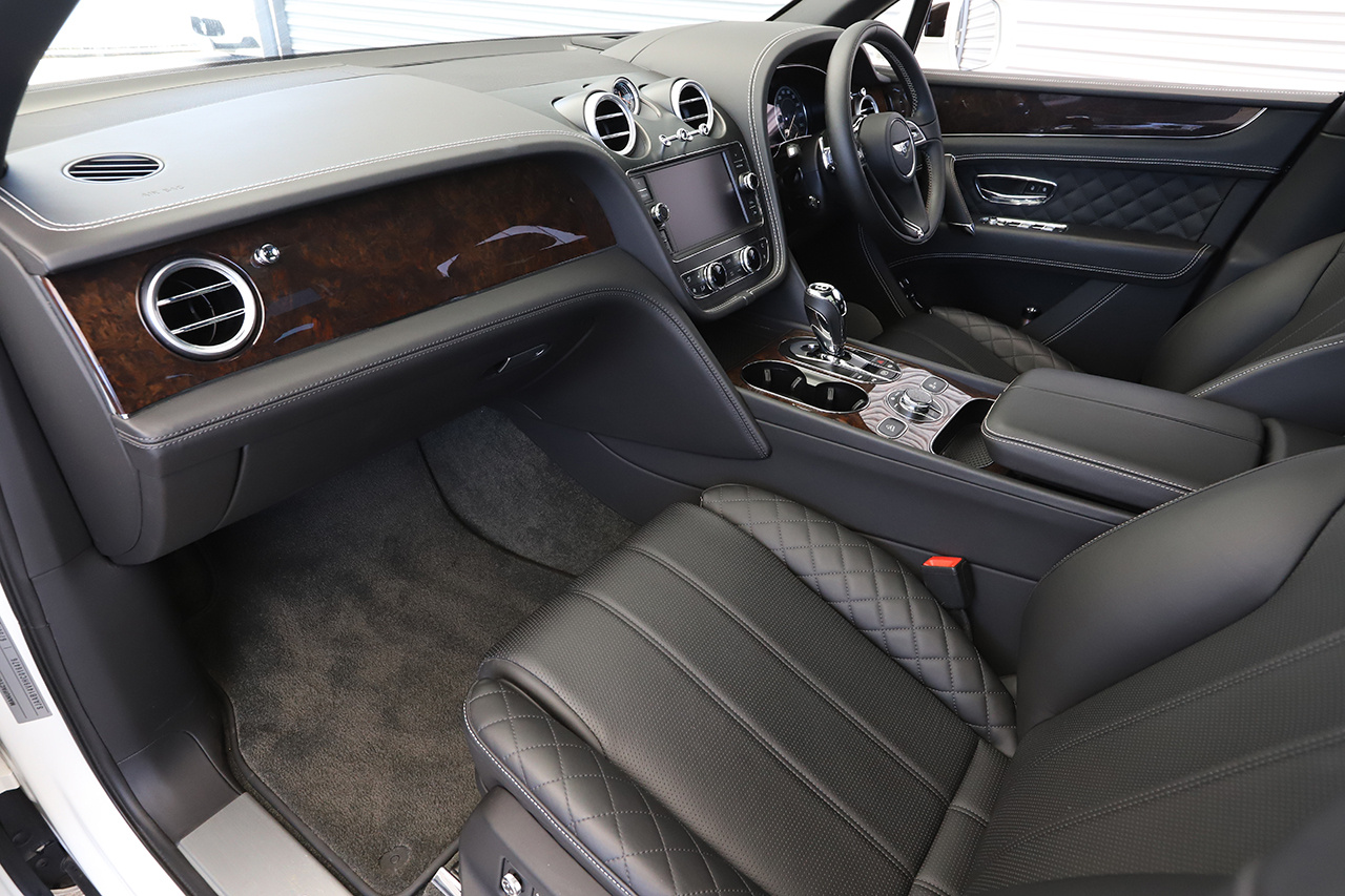 2017 Bentley Bentayga null