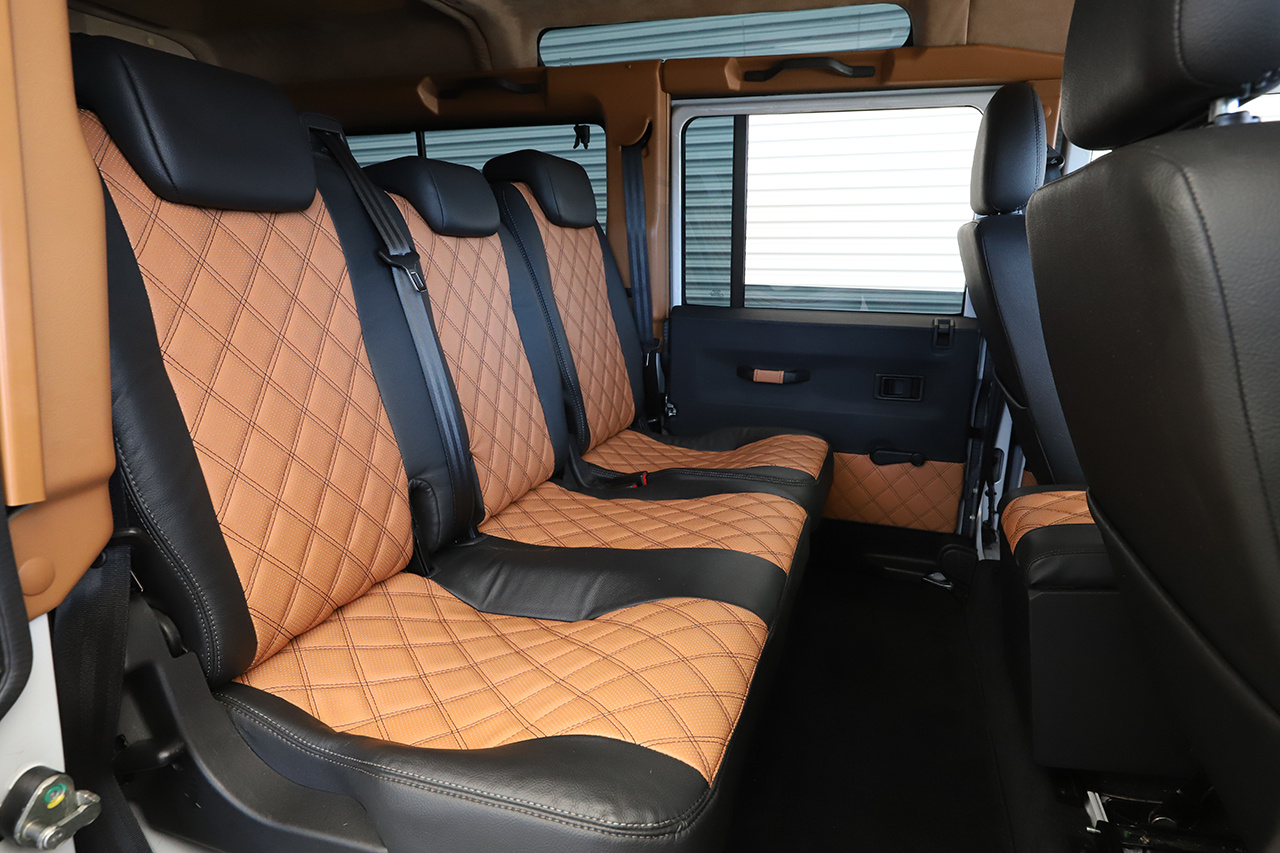 2015 Land Rover DEFENDER null