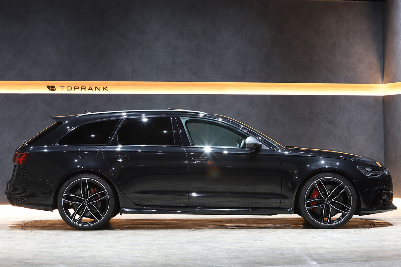 2017 Audi RS6 AVANT null