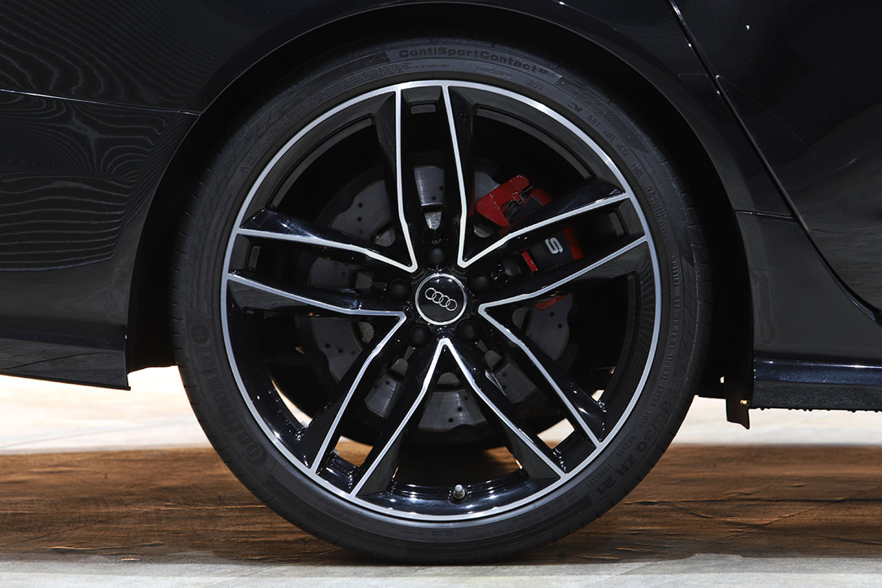 2017 Audi RS6 AVANT null