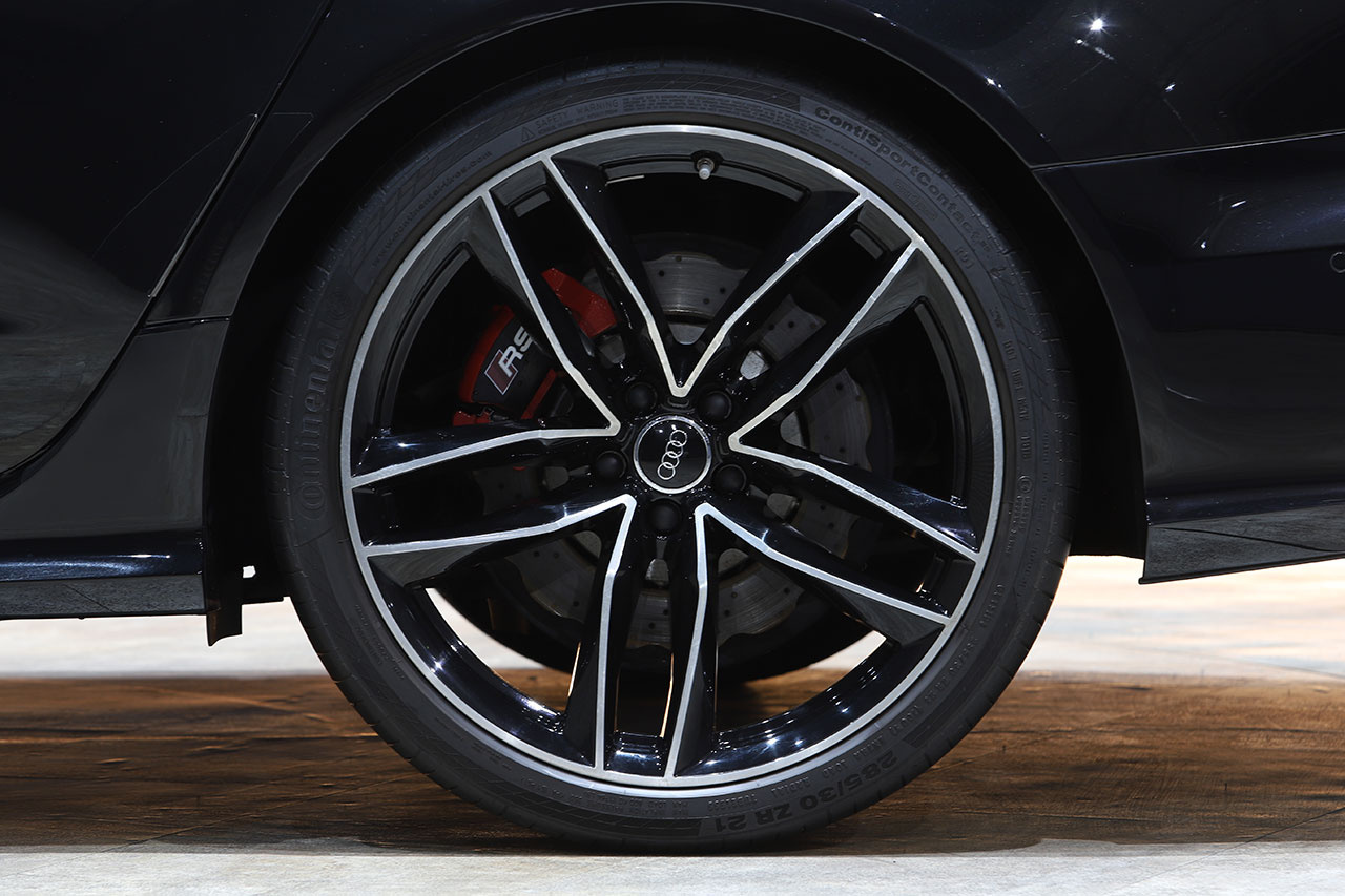 2017 Audi RS6 AVANT null