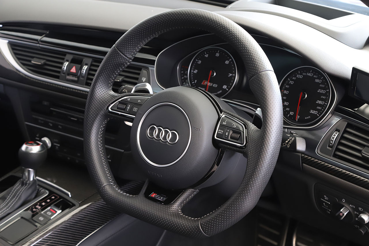 2017 Audi RS6 AVANT null