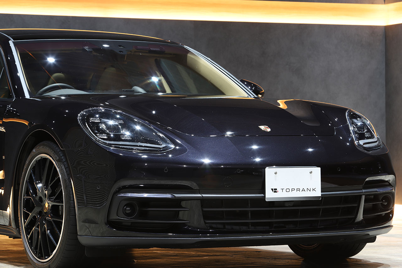 2020 Porsche PANAMERA null