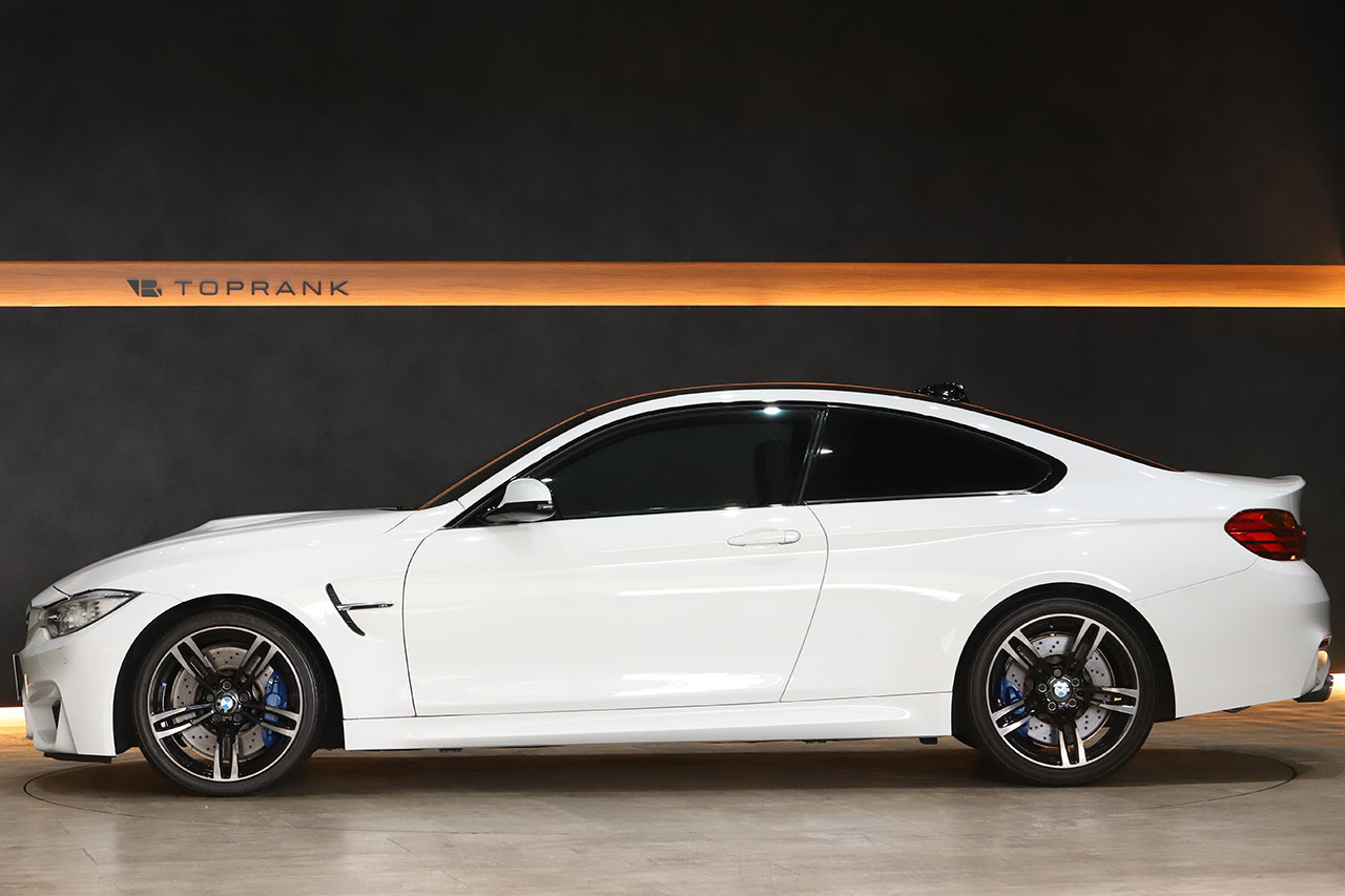 2014 BMW M4 null