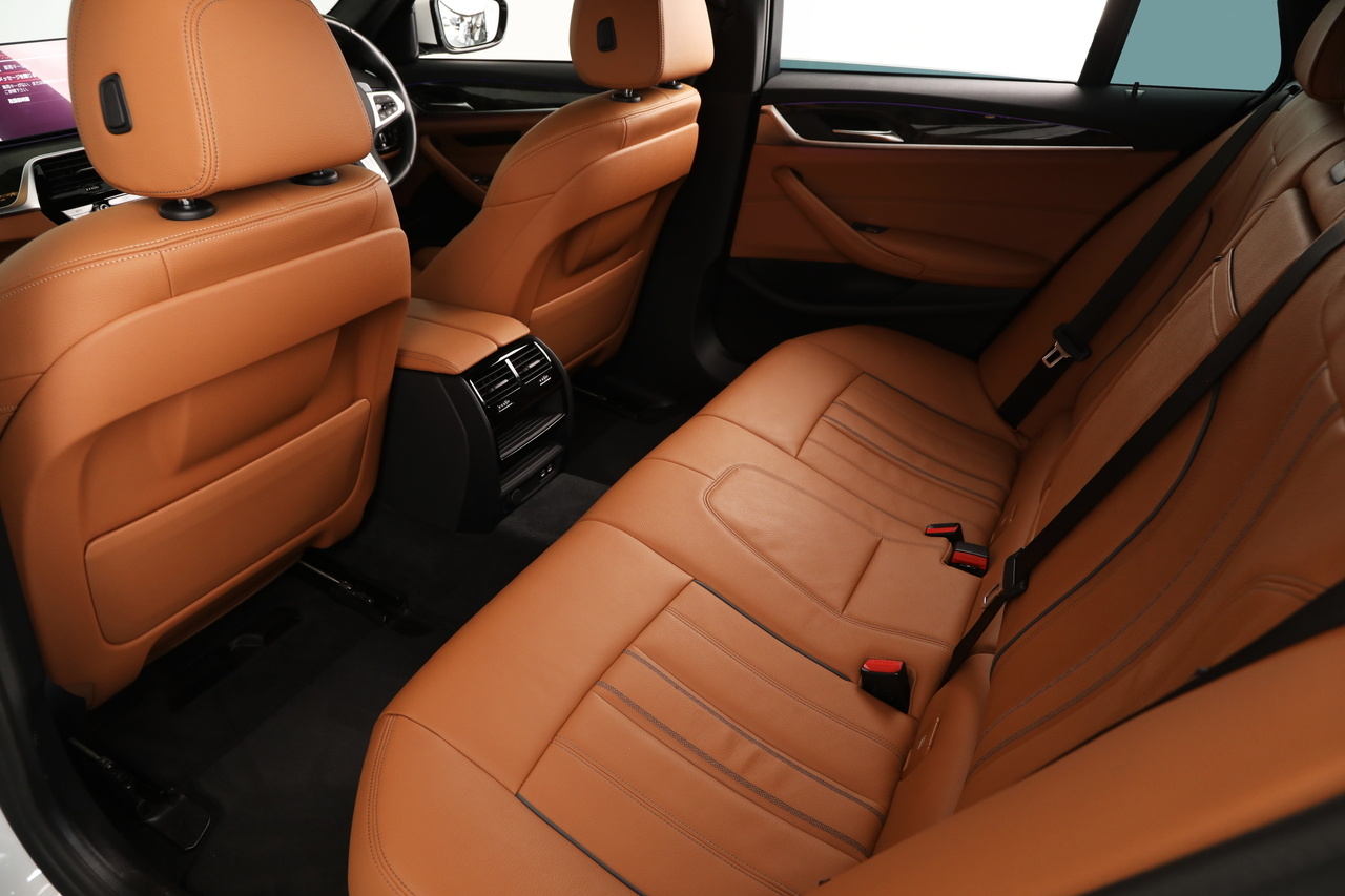 TOPRANK GLOBAL | Find top quality used cars from our stock