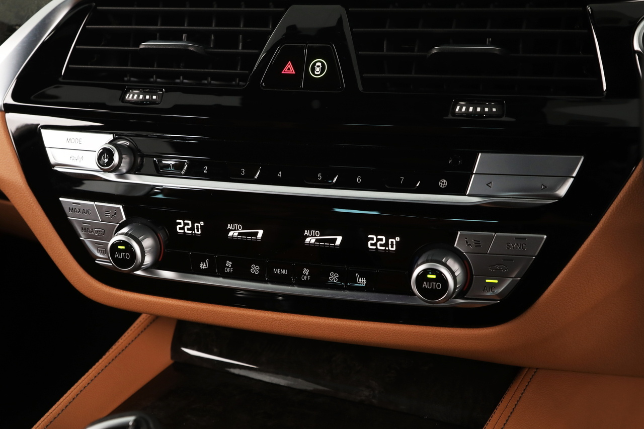 TOPRANK GLOBAL | Find top quality used cars from our stock