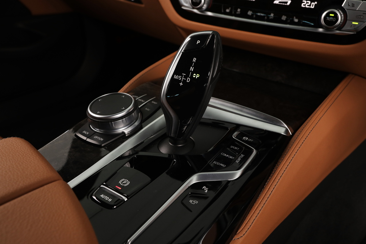 TOPRANK GLOBAL | Find top quality used cars from our stock