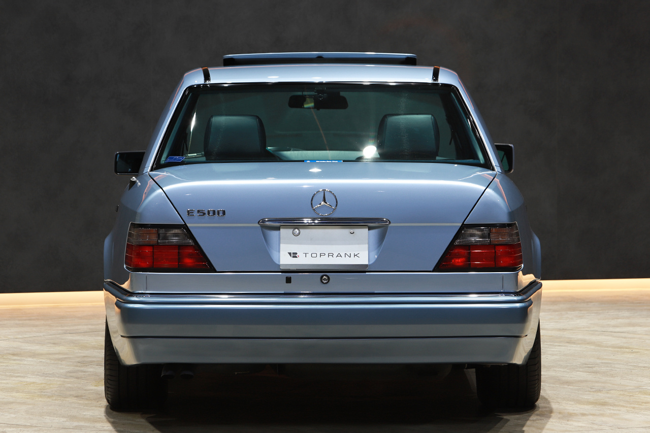 1994 Mercedes-Benz E CLASS null