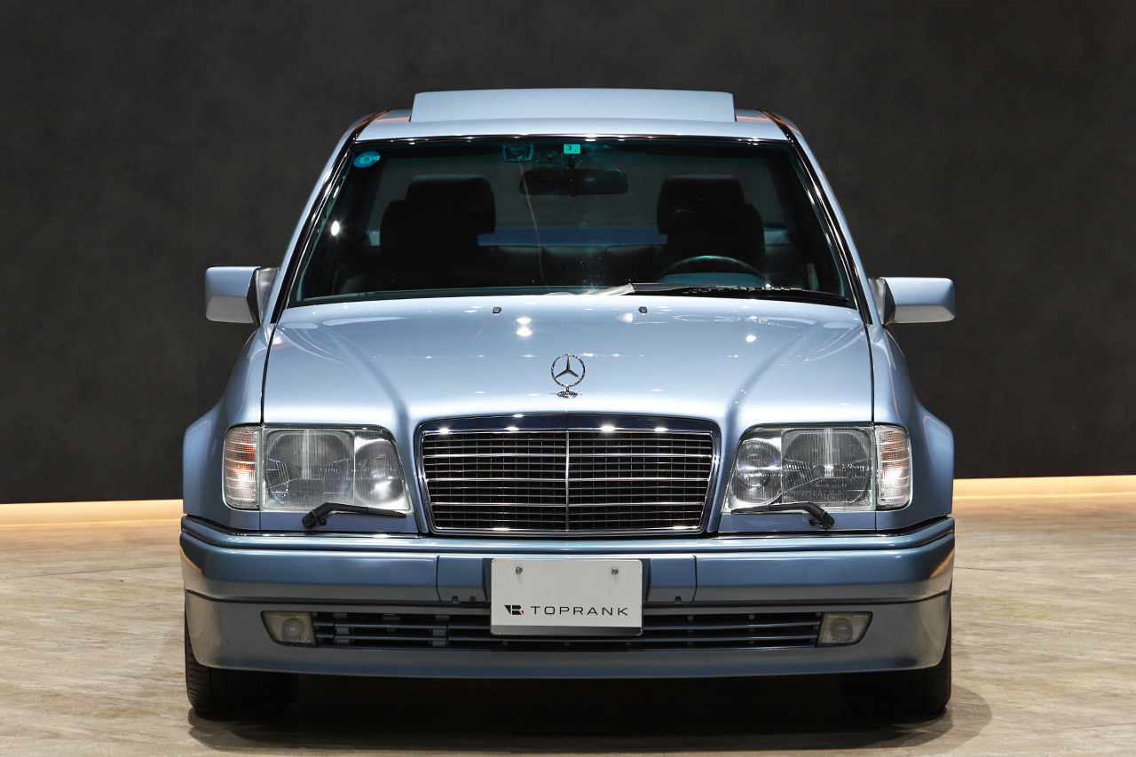 1994 Mercedes-Benz E CLASS null