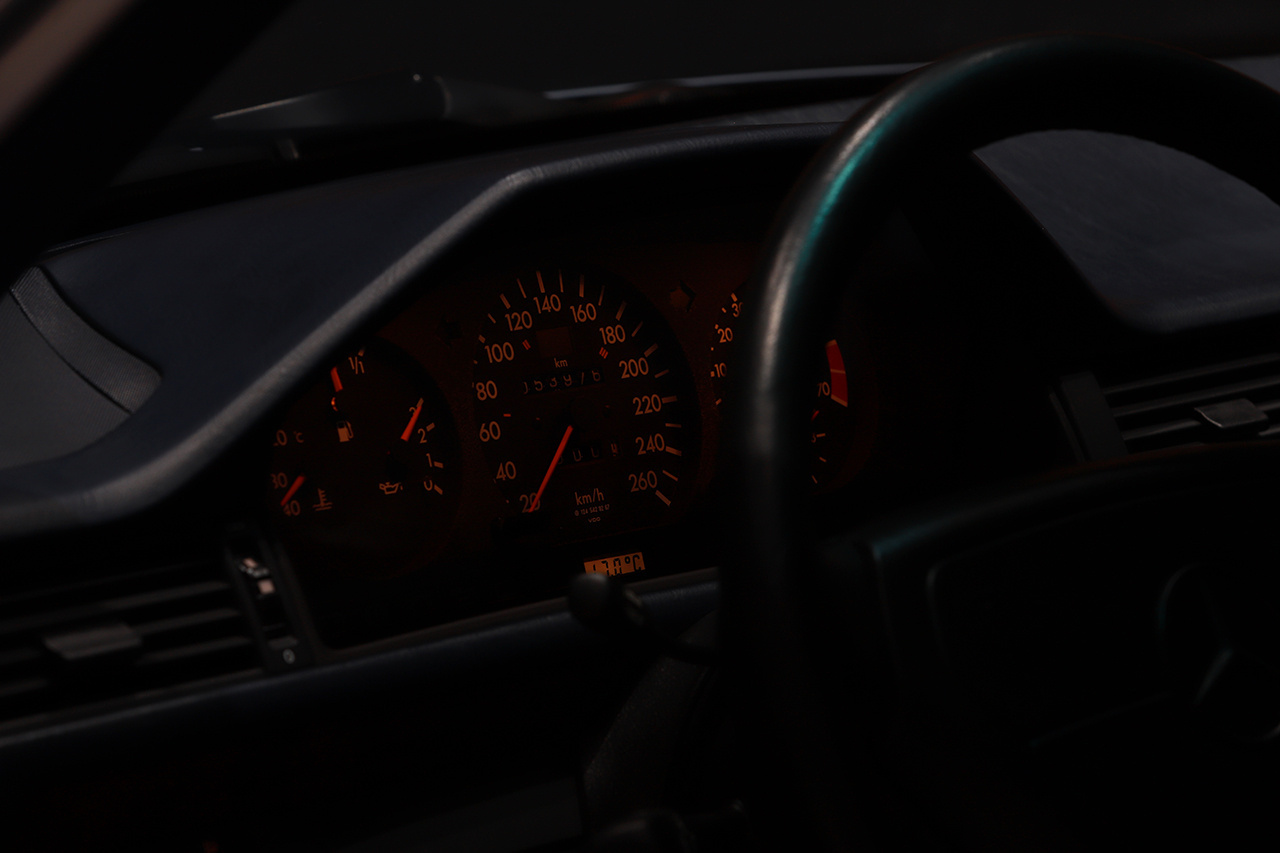 1994 Mercedes-Benz E CLASS null