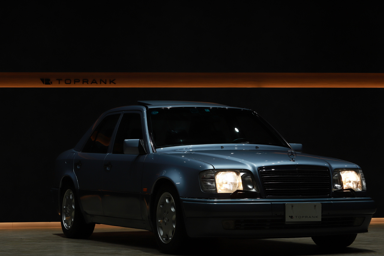 1994 Mercedes-Benz E CLASS null
