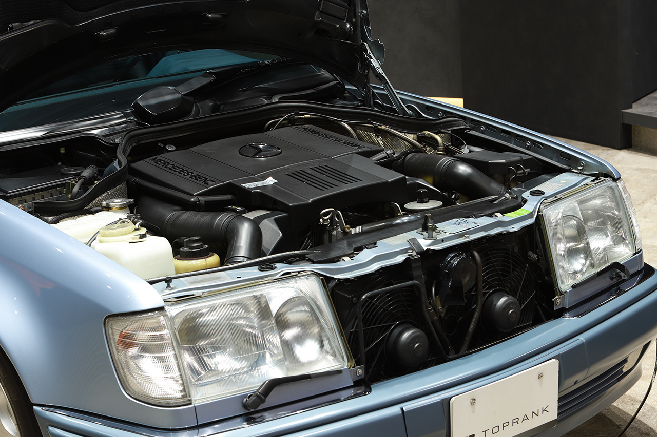 1994 Mercedes-Benz E CLASS null