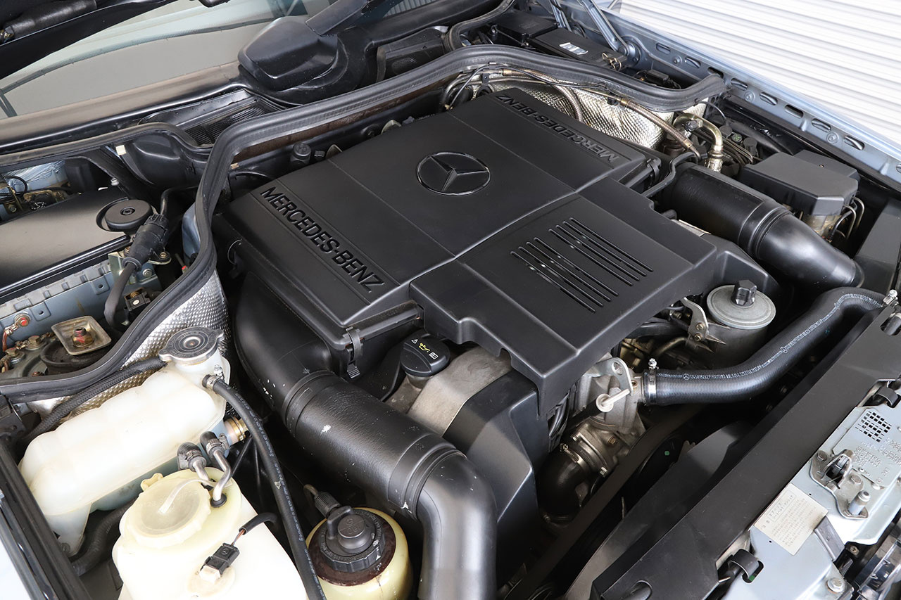 1994 Mercedes-Benz E CLASS null