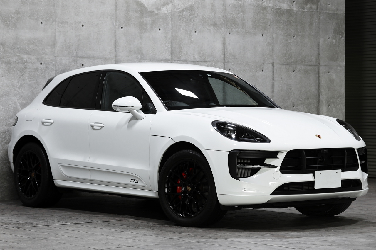 2021 Porsche MACAN null