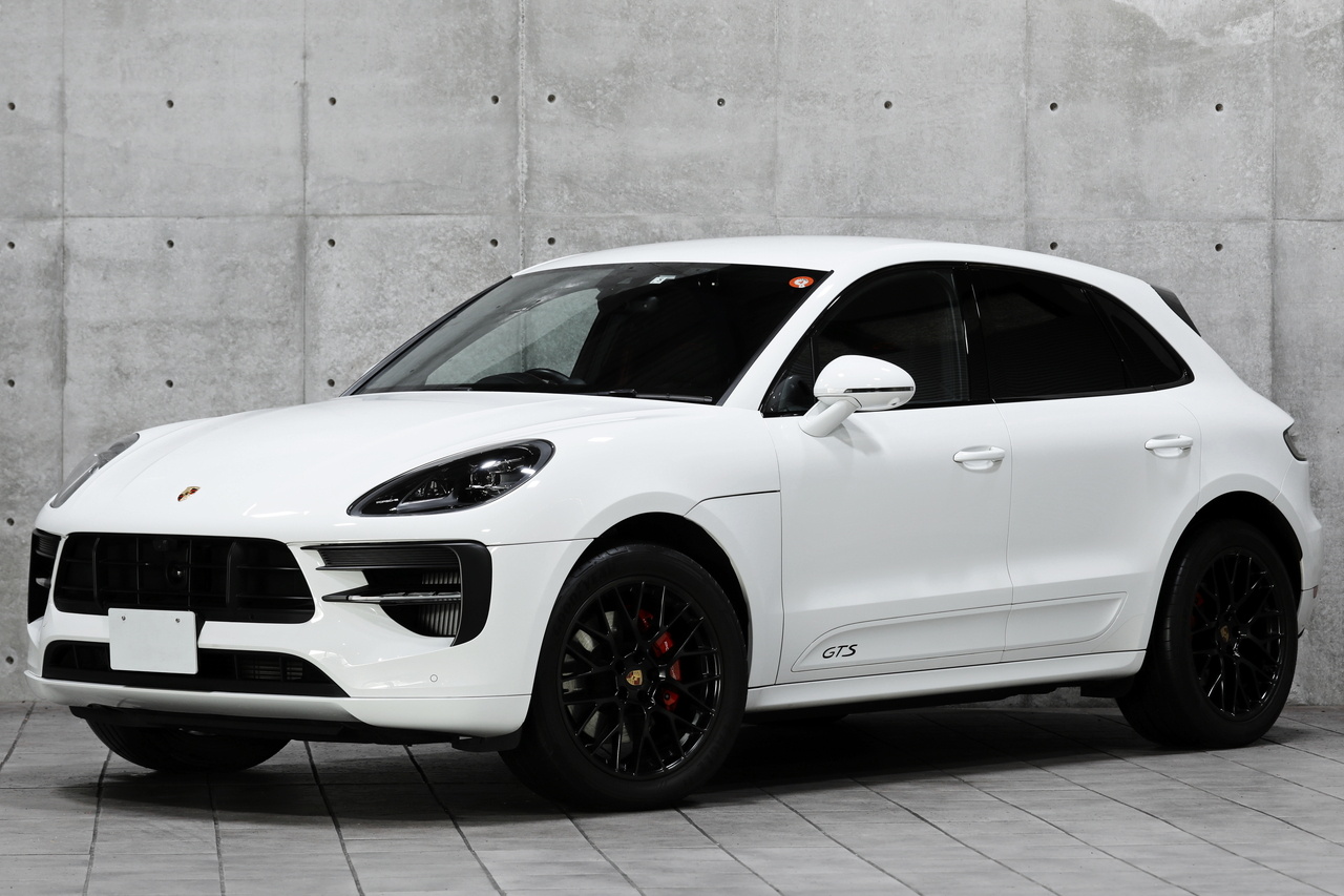 2021 Porsche MACAN null