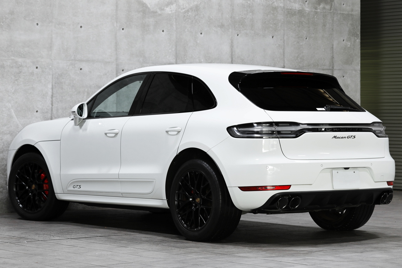 2021 Porsche MACAN null