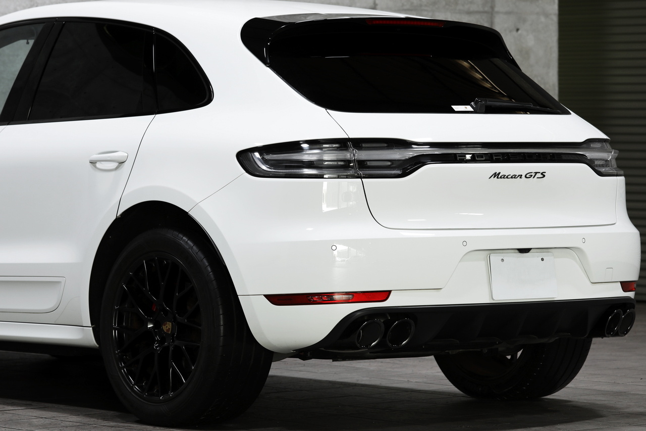 2021 Porsche MACAN null