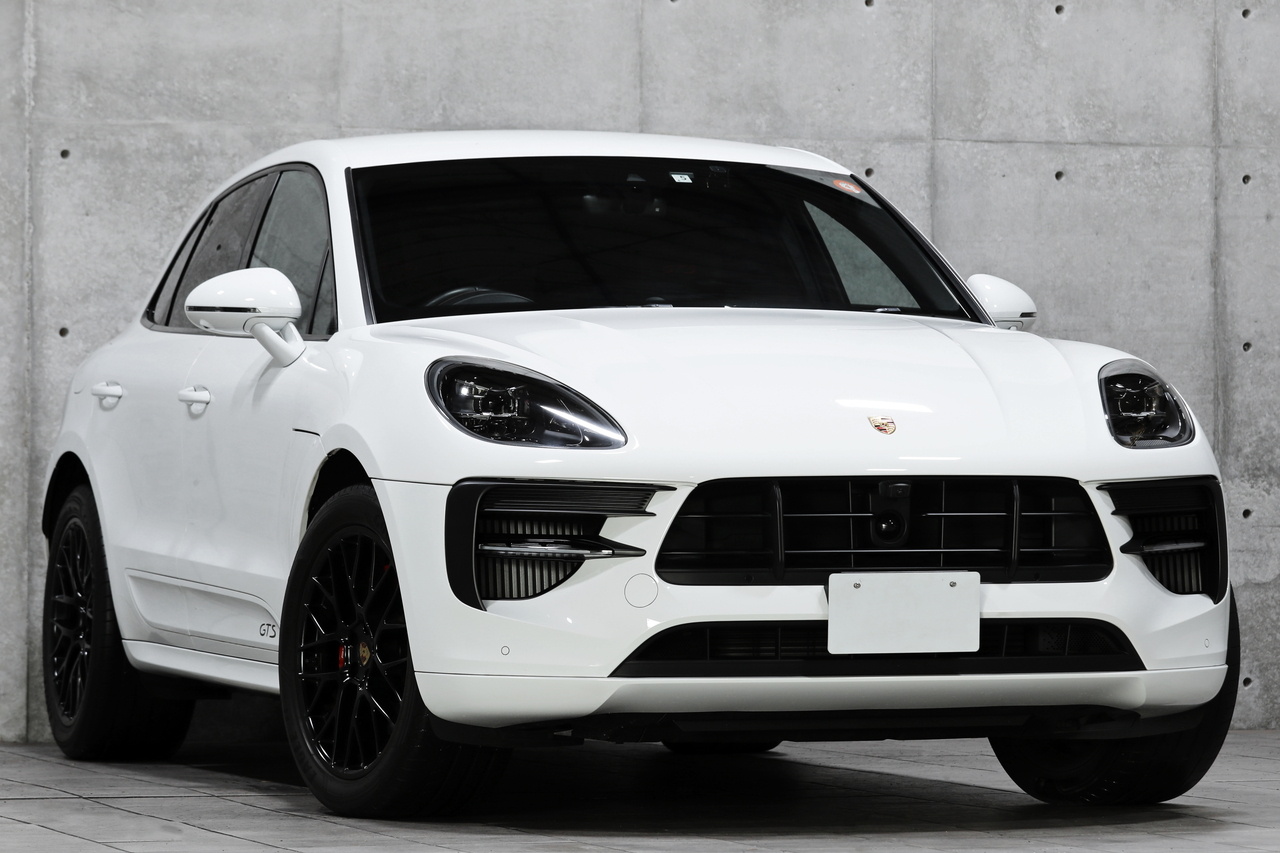 2021 Porsche MACAN null